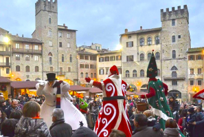 MONTEPULCIANO  E AREZZO CITTa DEL NATALE 6